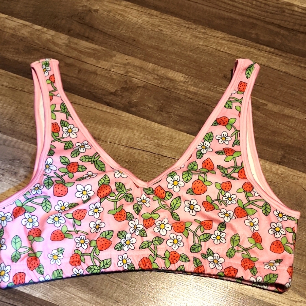 Blakeley Brand Strawberry Print Sports Bra Nwot Super Soft